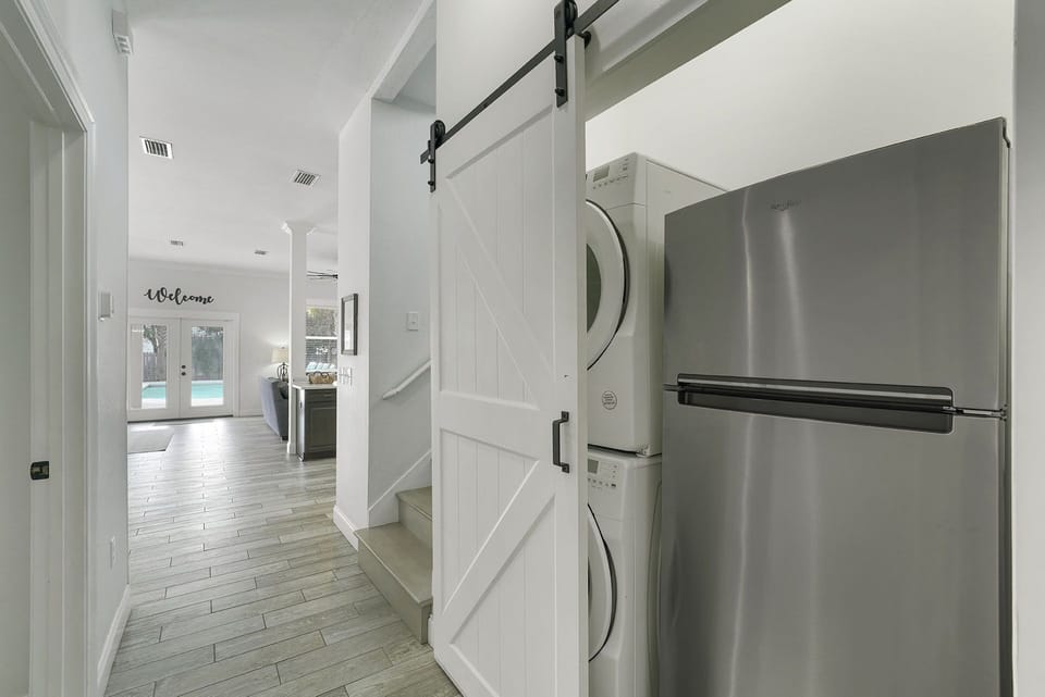Beaches and Dreams - Crystal Beach - Washer & Dryer