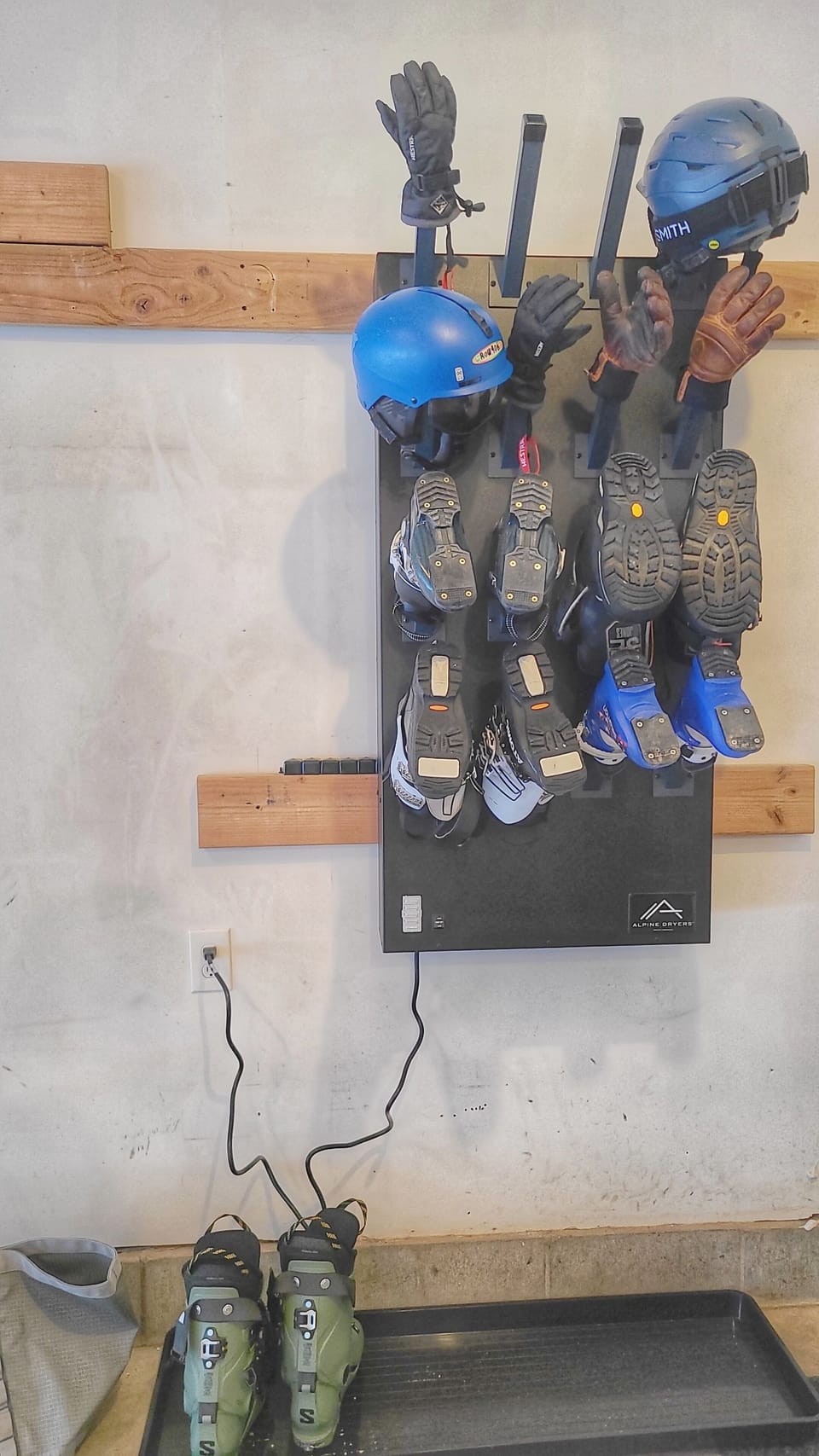 Ski boots, helmets, gloves, all will be dry for tomorrow's adventures!