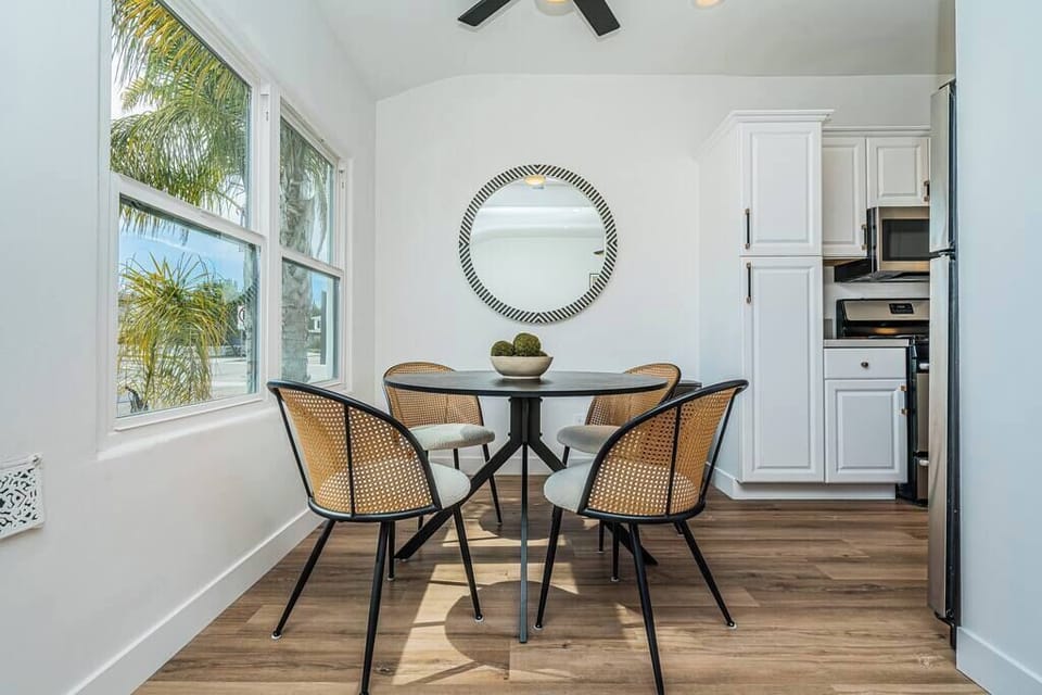 An inviting space to gather and feast!