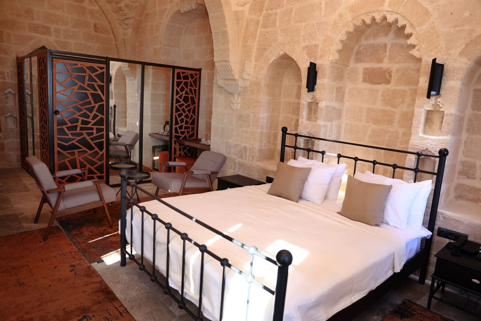 Deluxe Room | Premium bedding, minibar, in-room safe, desk