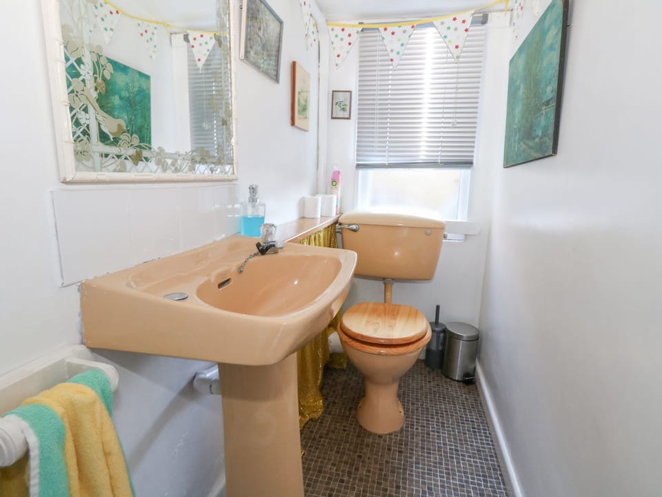 Victorian Town House Cottage in Weymouth