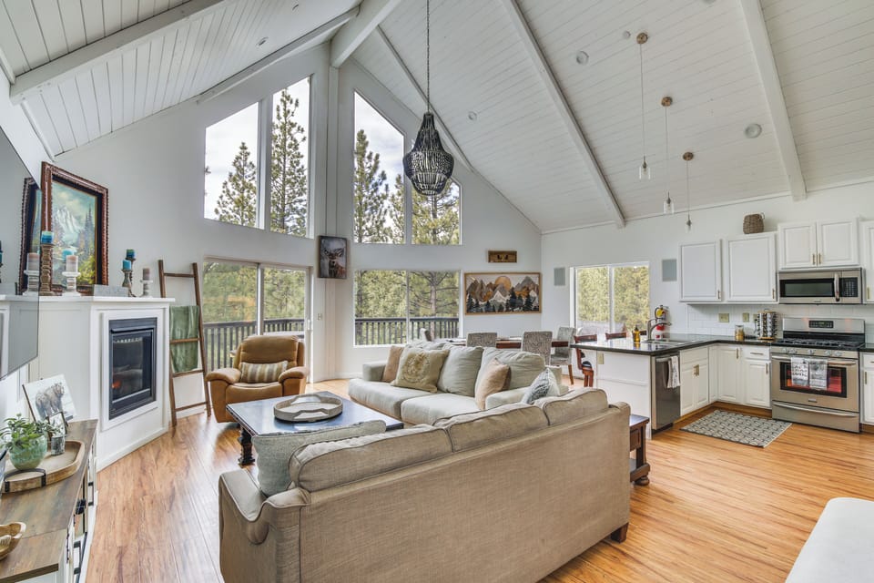 House (3 Bedrooms) | Interior