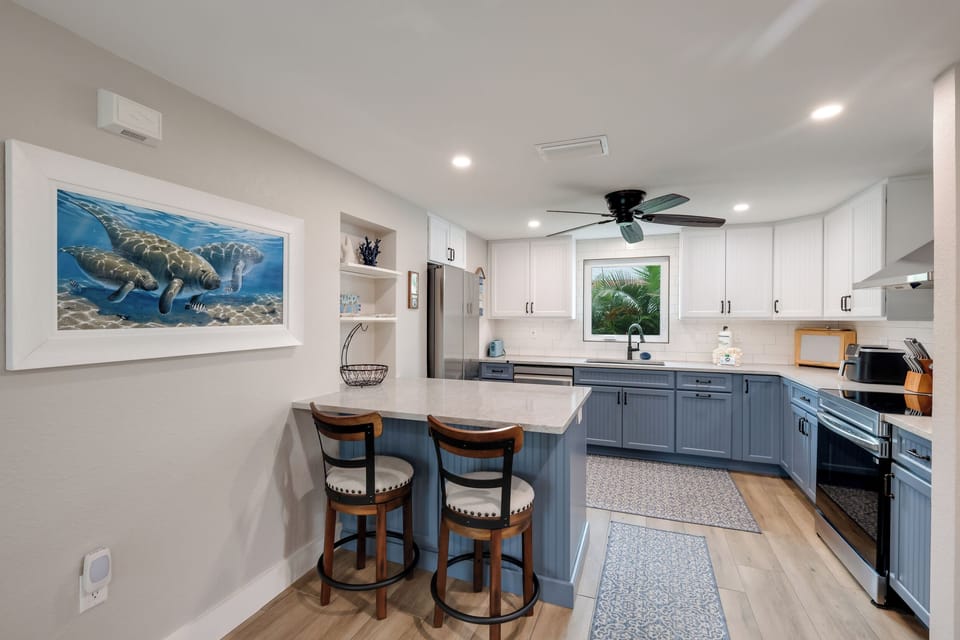 Breakfast bar seating for 2 
