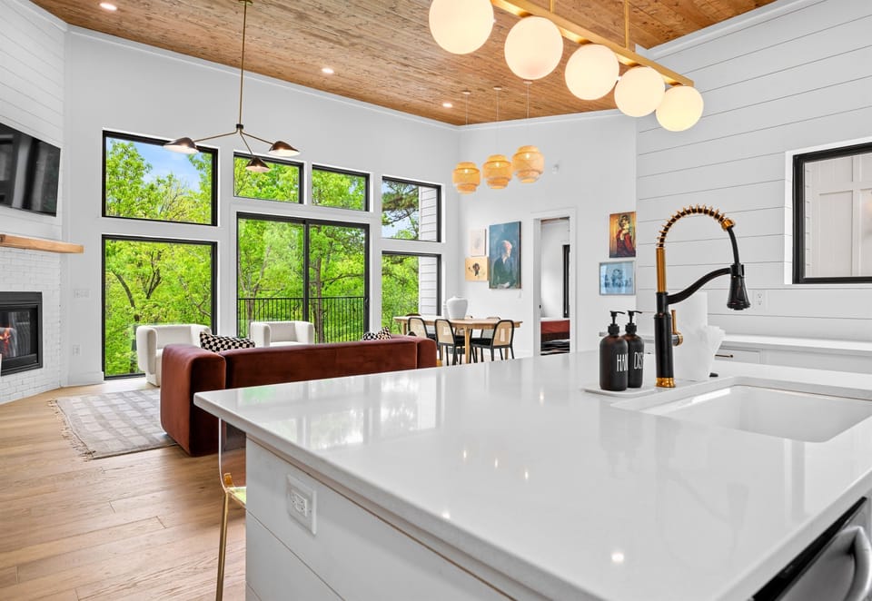 Elegant simplicity served up with a view. Dine, laugh, and indulge in our bright and airy kitchen space.