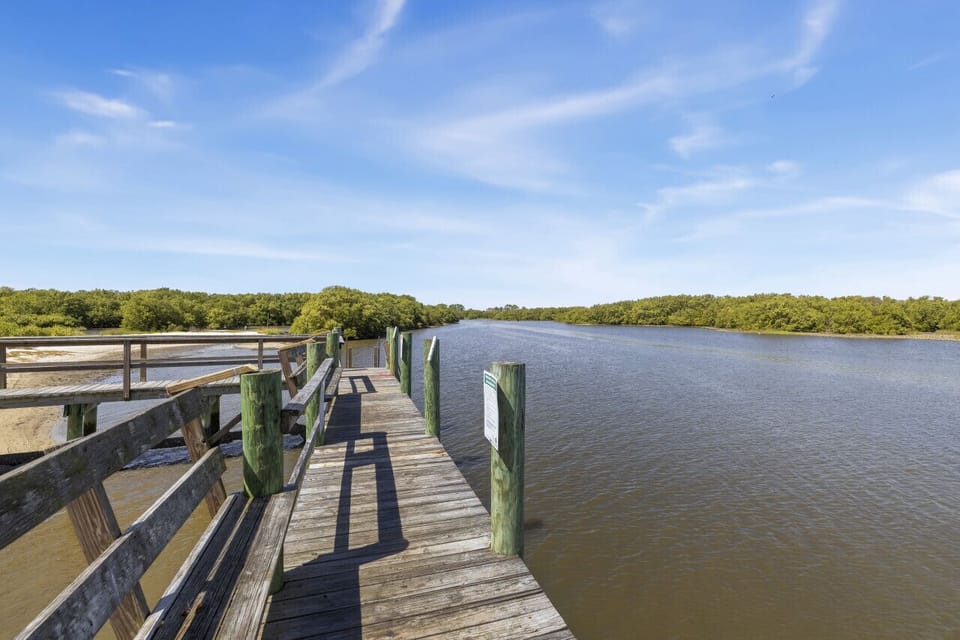 Fishing Pier for guests of Old Fenimore Mill