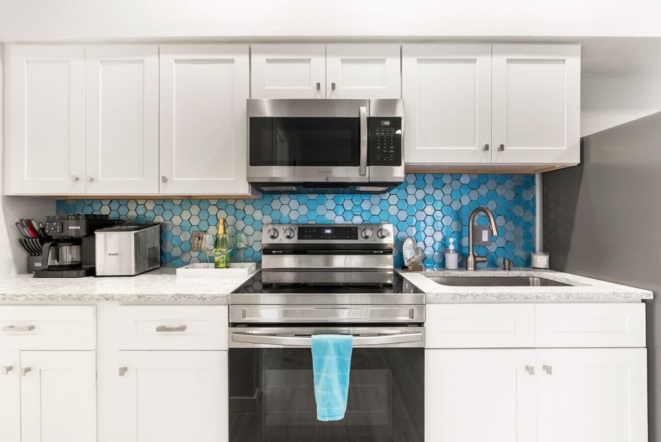 Dishware, silverware, glassware, & cookware
