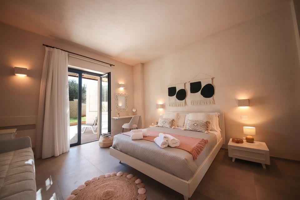 Junior Room, 1 Double Bed with Sofa bed, Balcony, Garden View | Premium bedding, down comforters, minibar, in-room safe