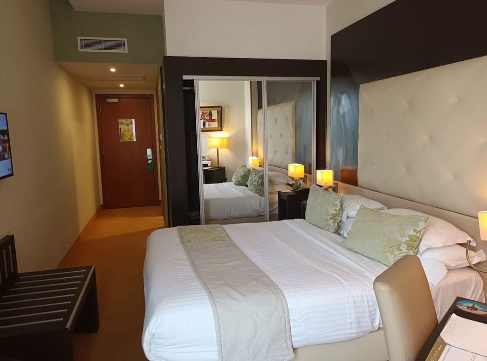 Premium bedding, minibar, desk, laptop workspace