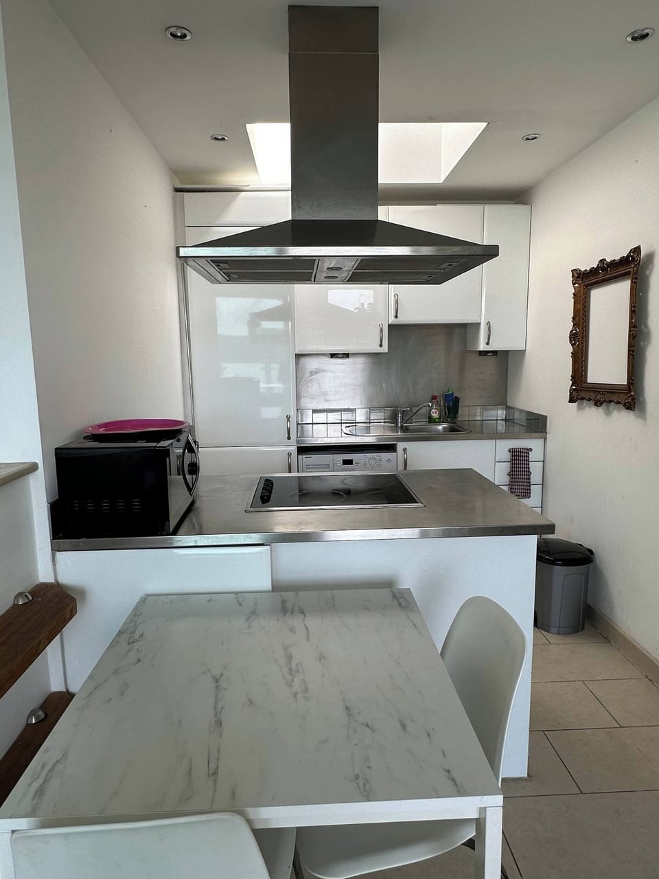 Apartment, 1 Bedroom, Balcony | Interior