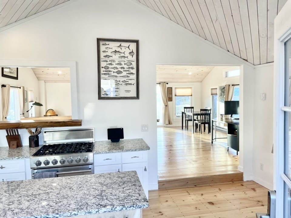 Fully rehabbed interior 2021