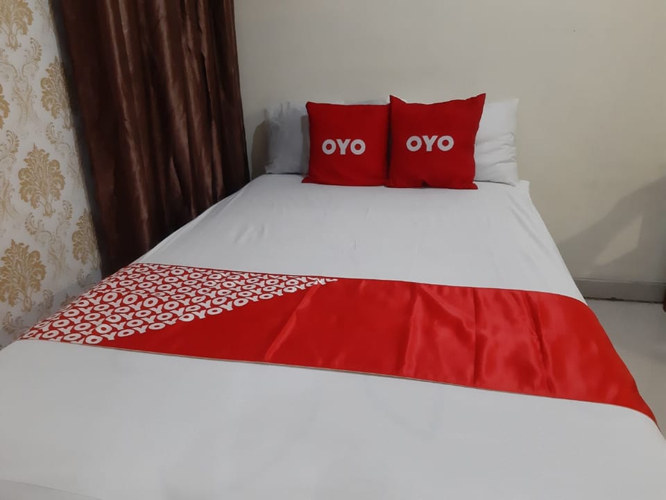Standard Double Room | Free WiFi, bed sheets