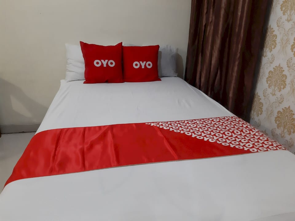 Standard Double Room | Free WiFi, bed sheets