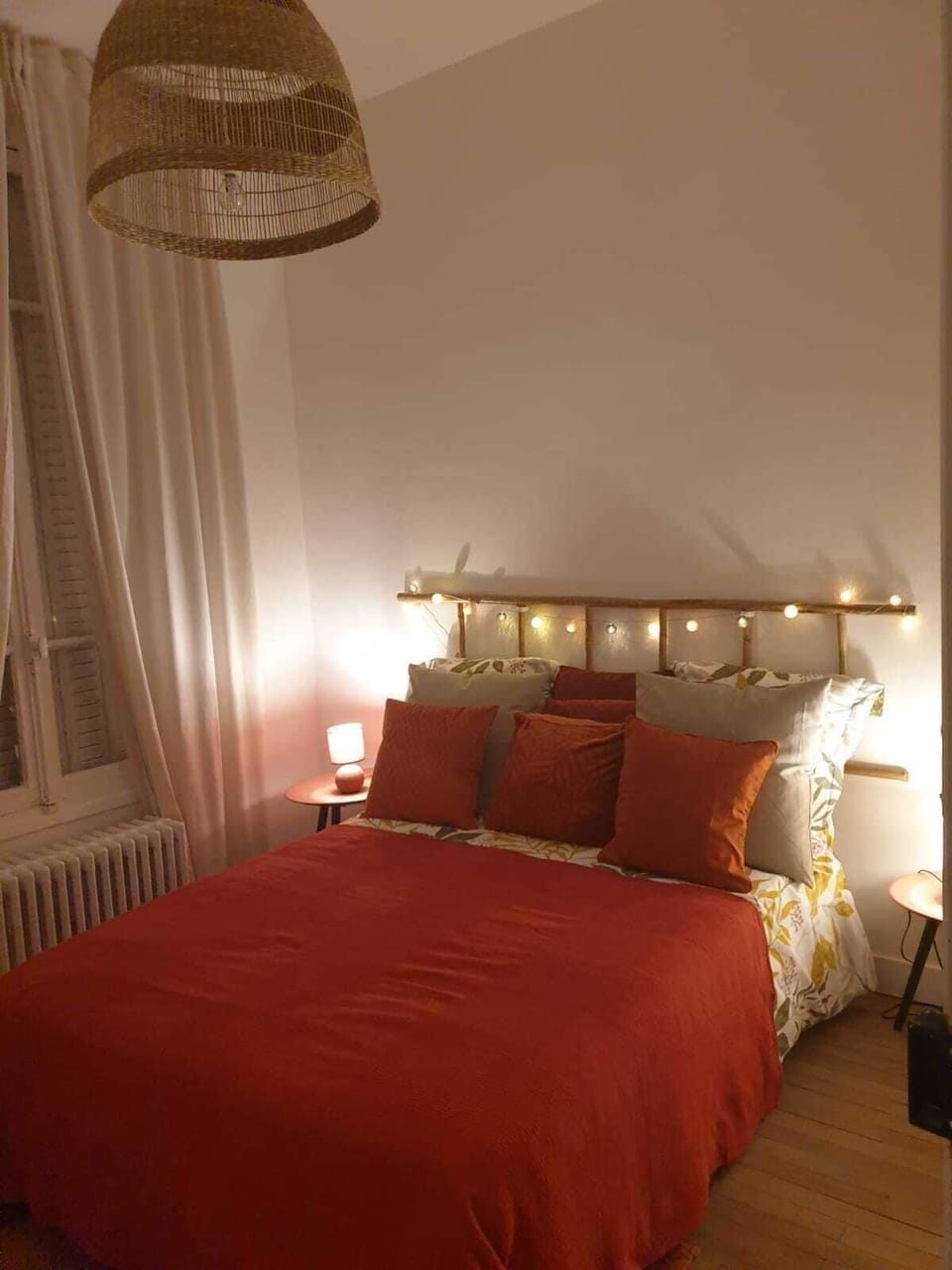 Classic Room | Free rollaway beds, free WiFi, bed sheets