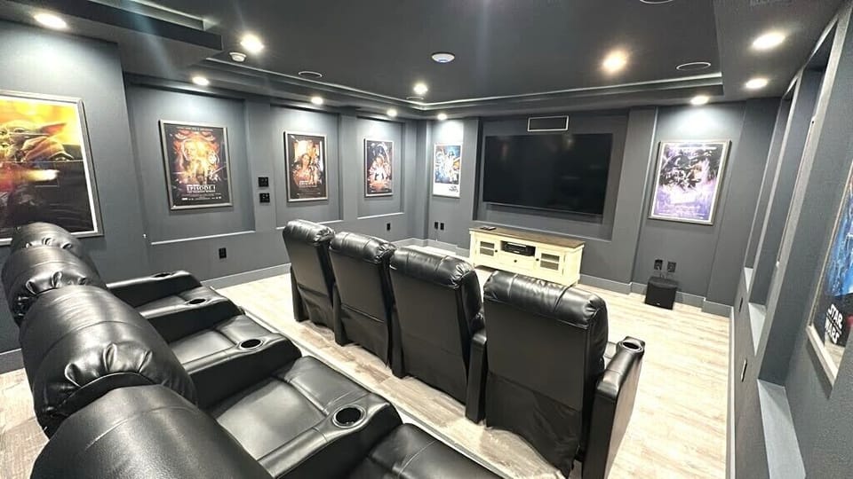 Amazing Disney Move Room