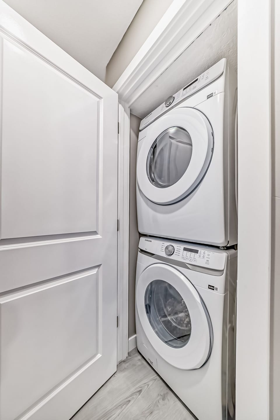 Laundry - Washer and dryer