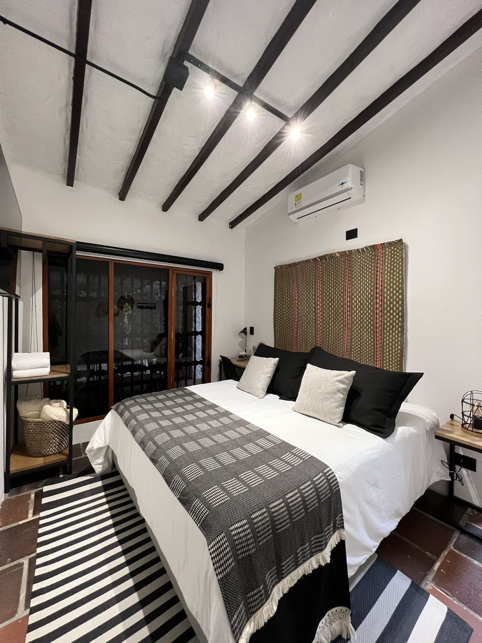 Comfort Double Room | Desk, blackout drapes, iron/ironing board, free WiFi