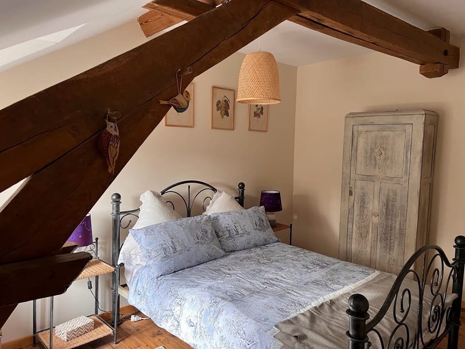 Standard Double Room, Garden View | WiFi (free), bed sheets