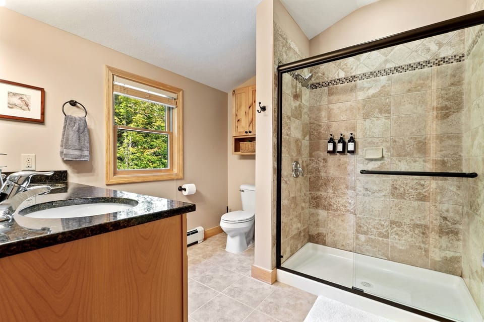 Upstairs Master Bathroom