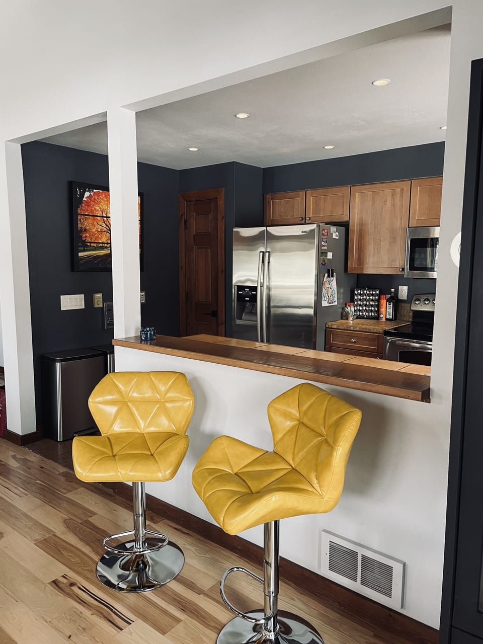 Kitchen with Airfryer, Coffee Maker; Keiurg; Crockpot and essentials.  
