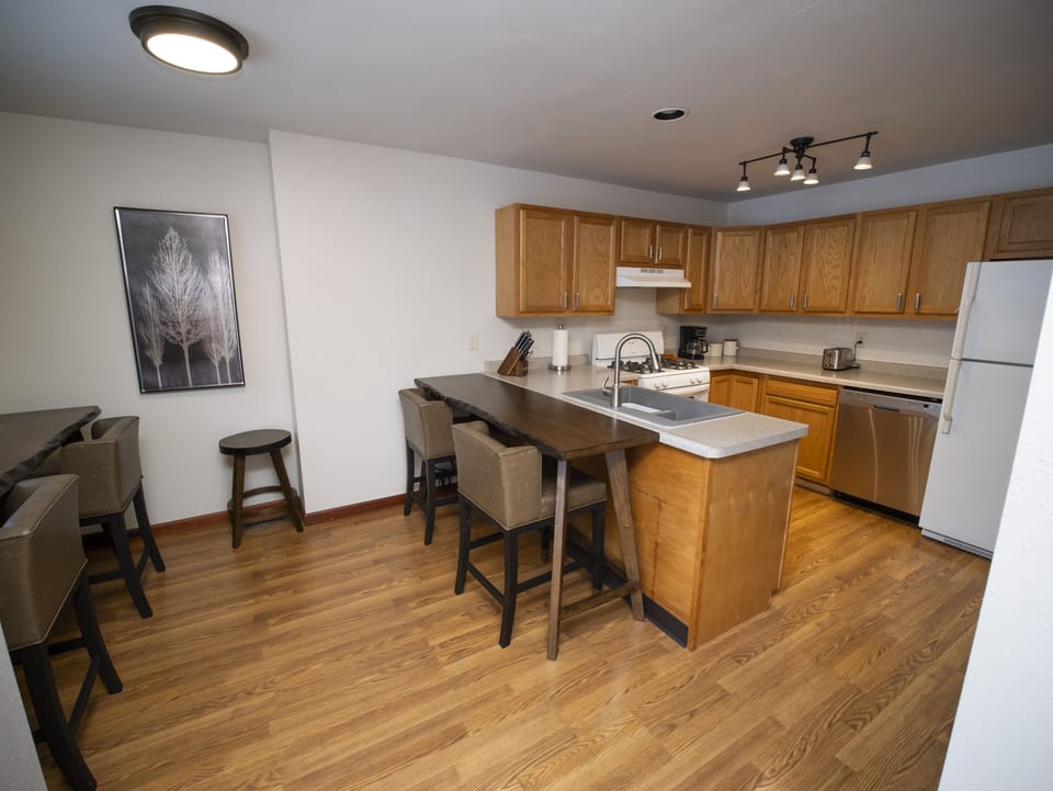 Liewehr's eating area and kitchen view from patio door