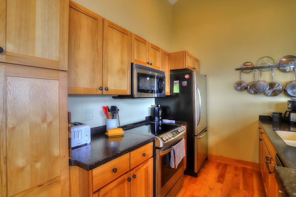 Fully equipped kitchen