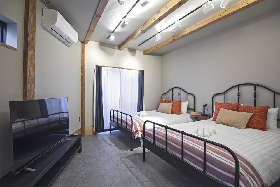 2 bedrooms, free WiFi
