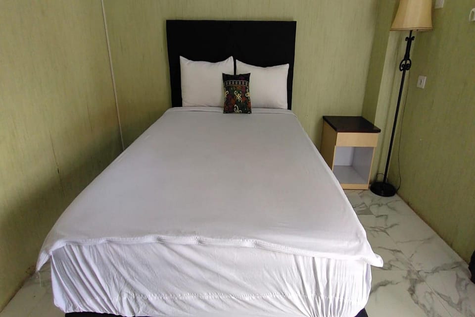Standard Double Room | Bed sheets