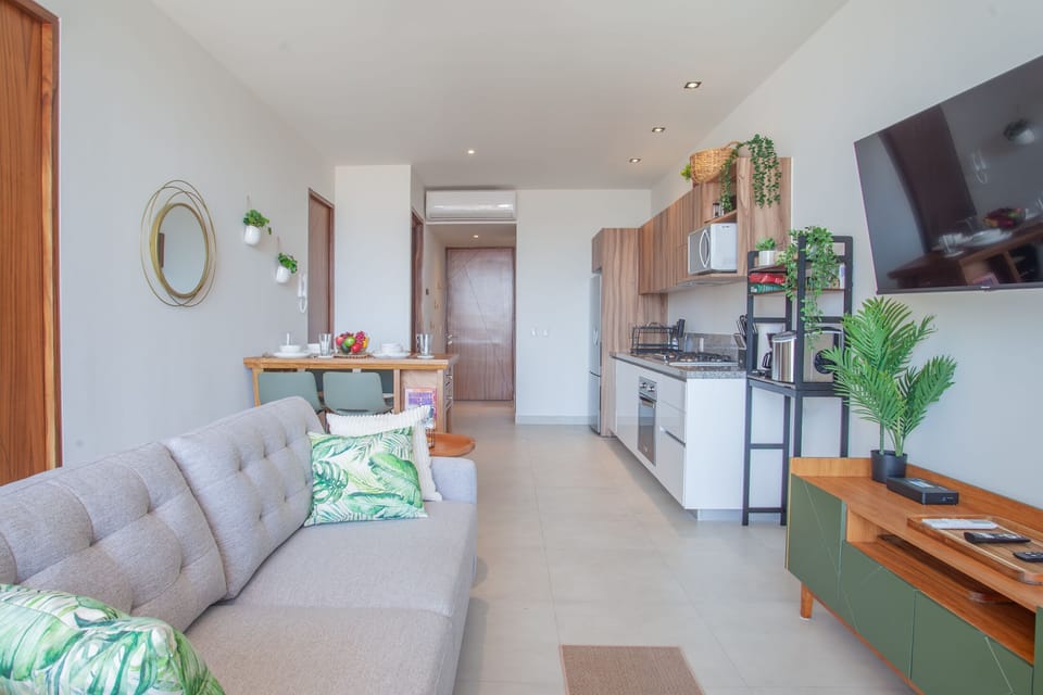 Penthouse - Image 1