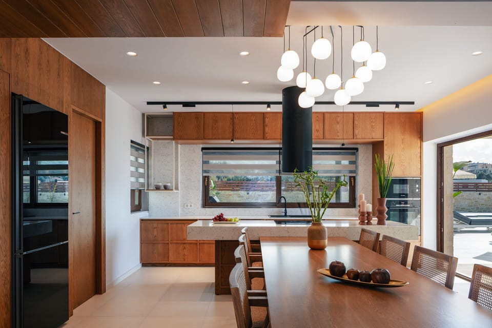 Indoor dining area for 10 people