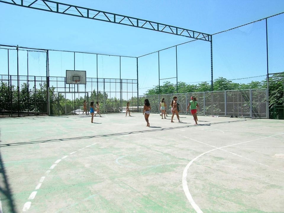 Sport court