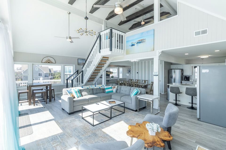 Top Level Living Area