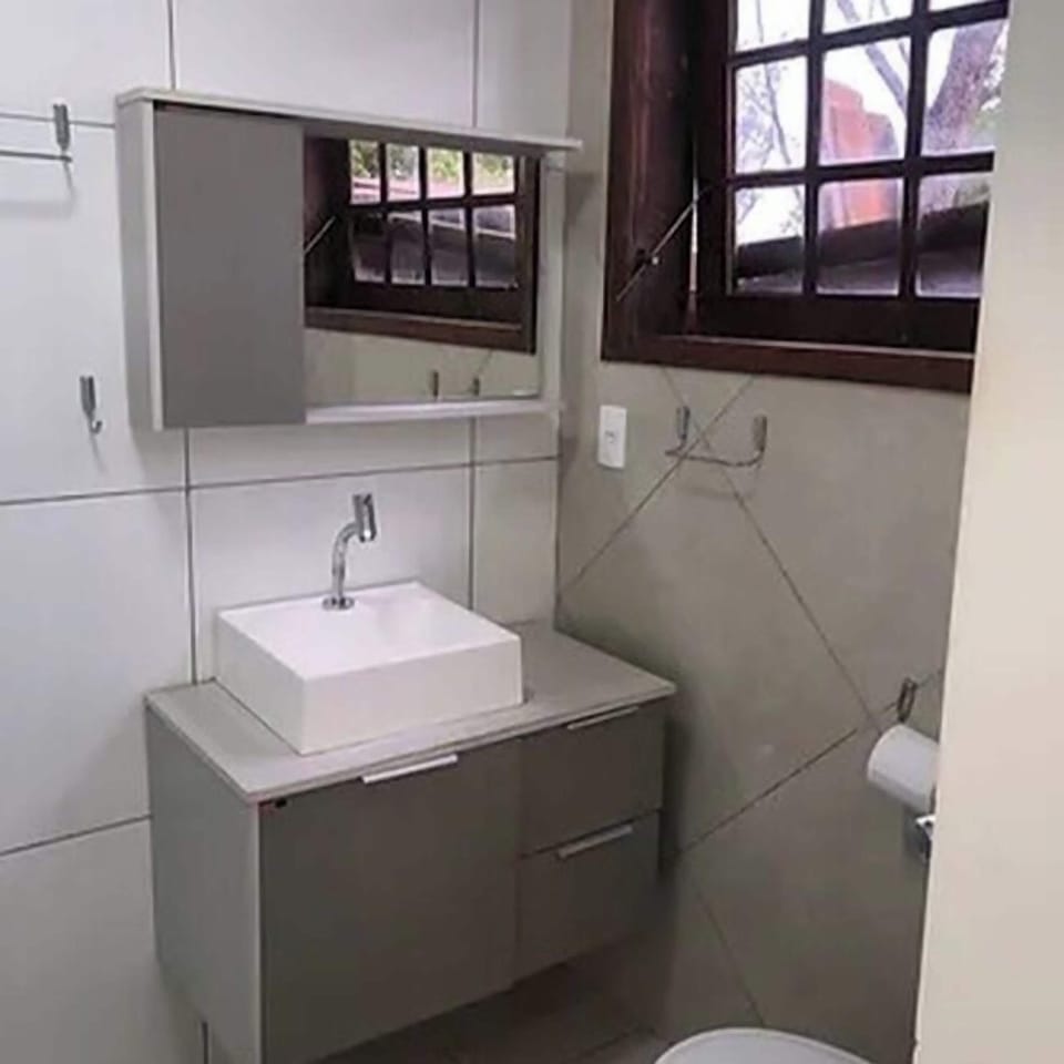 Chale Bougainville Garden view | Free WiFi, bed sheets