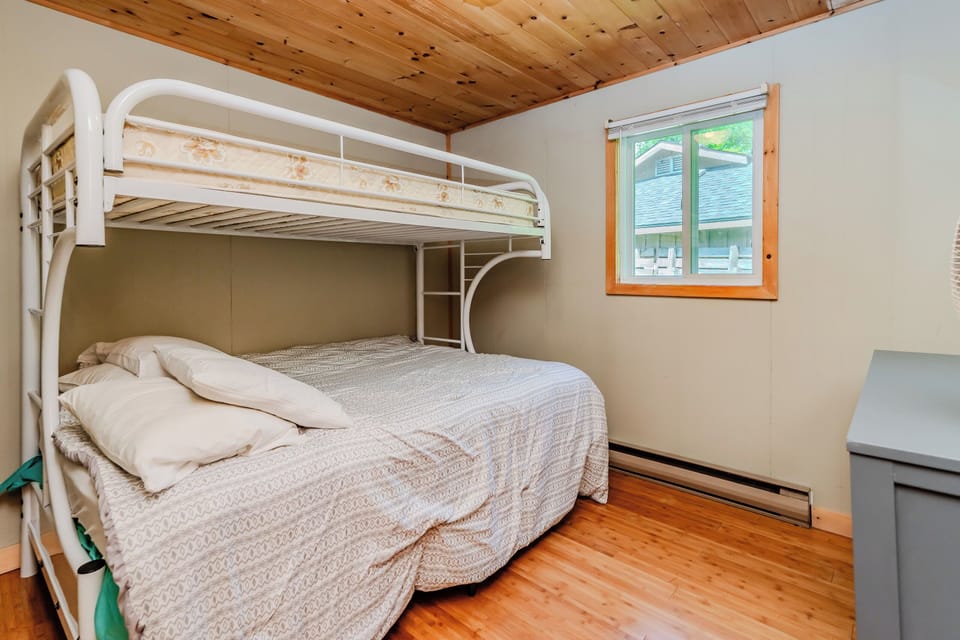 Bedroom 3 - Single over double
