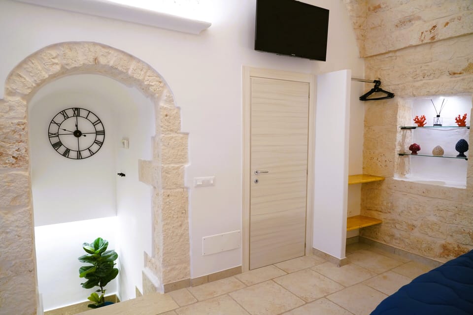 Superior House, City View | 1 bedroom, Frette Italian sheets, premium bedding, down comforters