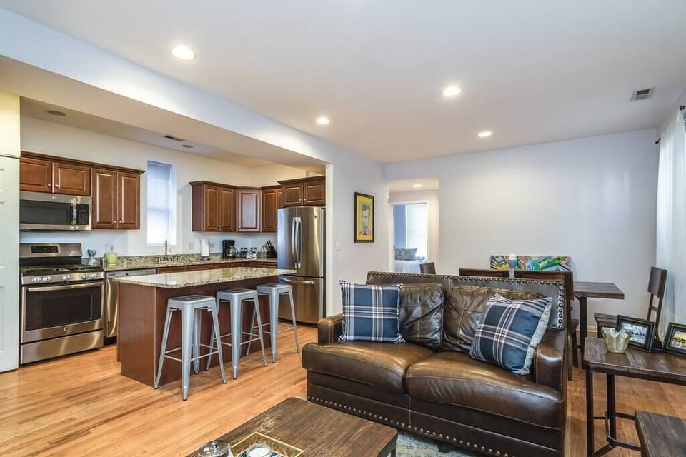 Unit 2 - Living Room / Dining Room