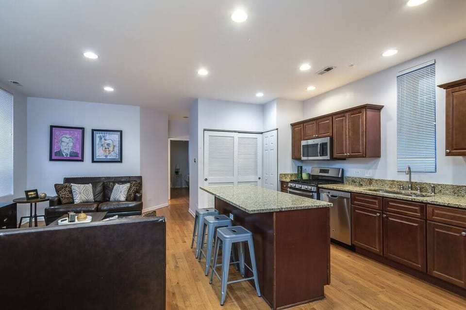 Unit 2 - Living Room / Dining Room