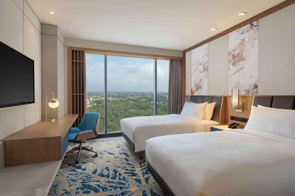 Premium bedding, Select Comfort beds, minibar, in-room safe