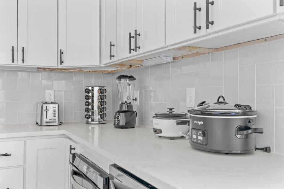 Multiple appliances provided including toaster, blender, food processor, rice cooker, baking sheets, electric tea kettle and crockpot and 20 different spices!