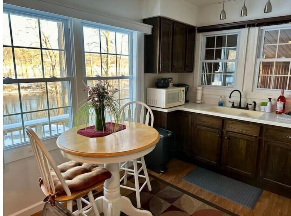 Dining set