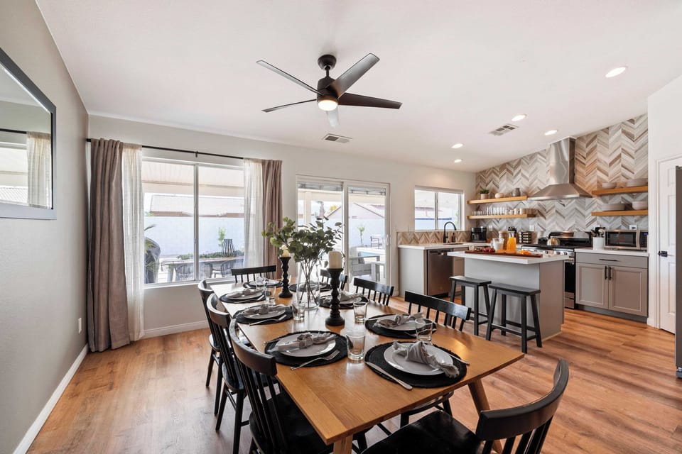 House (4 Bedrooms) | Interior