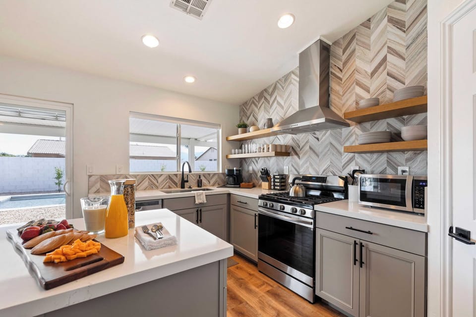 House (4 Bedrooms) | Interior