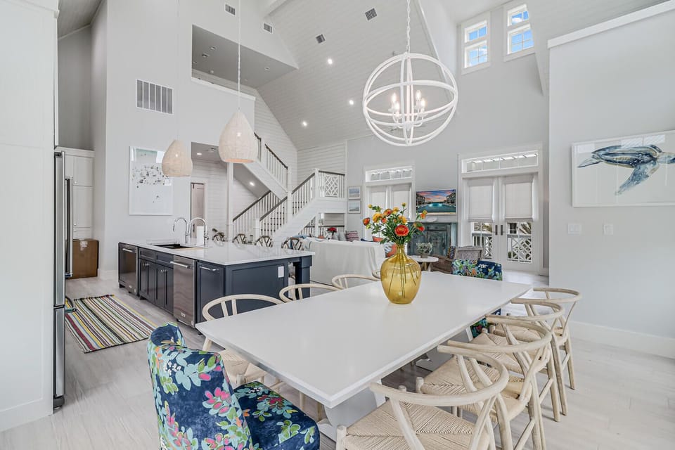 House (5 Bedrooms) | Interior