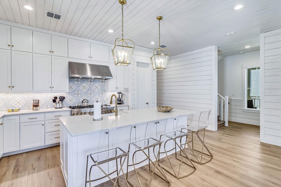 House (5 Bedrooms) | Interior