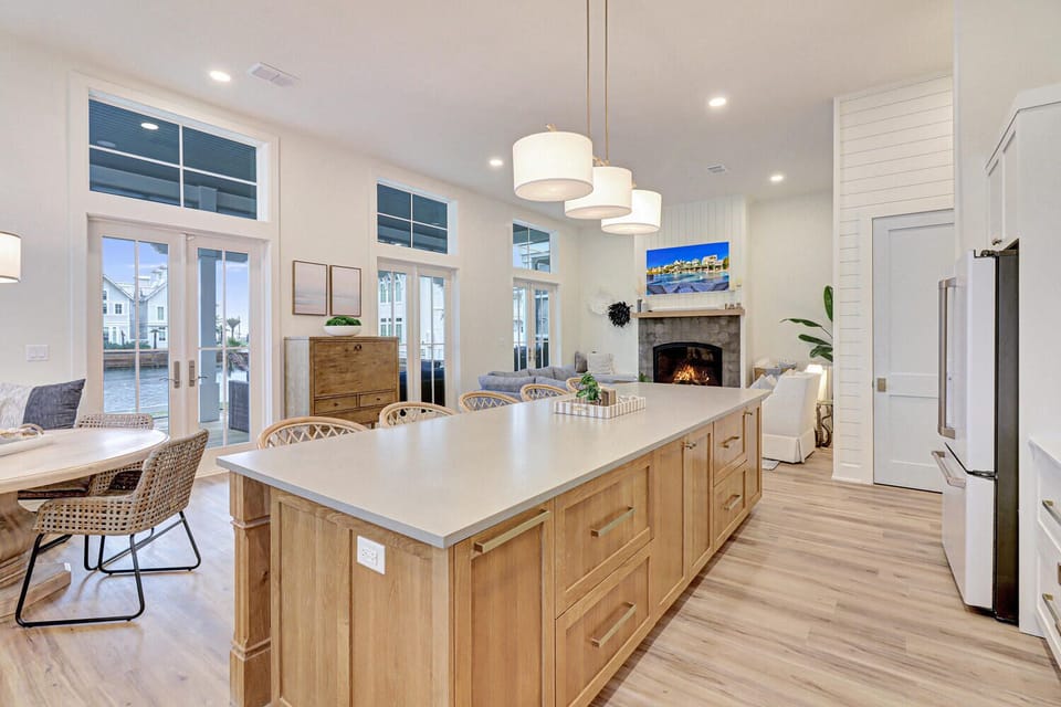 House (5 Bedrooms) | Interior