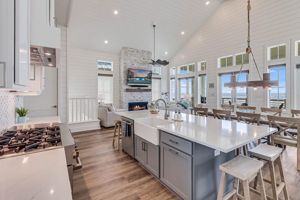 House (5 Bedrooms) | Interior