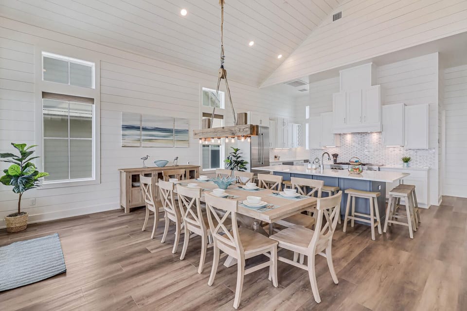 House (5 Bedrooms) | Interior