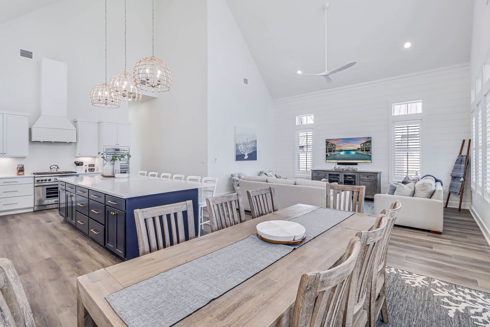 House (5 Bedrooms) | Interior