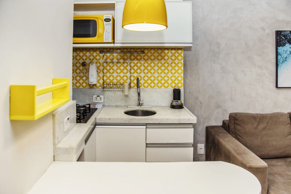 Equipped american kitchen