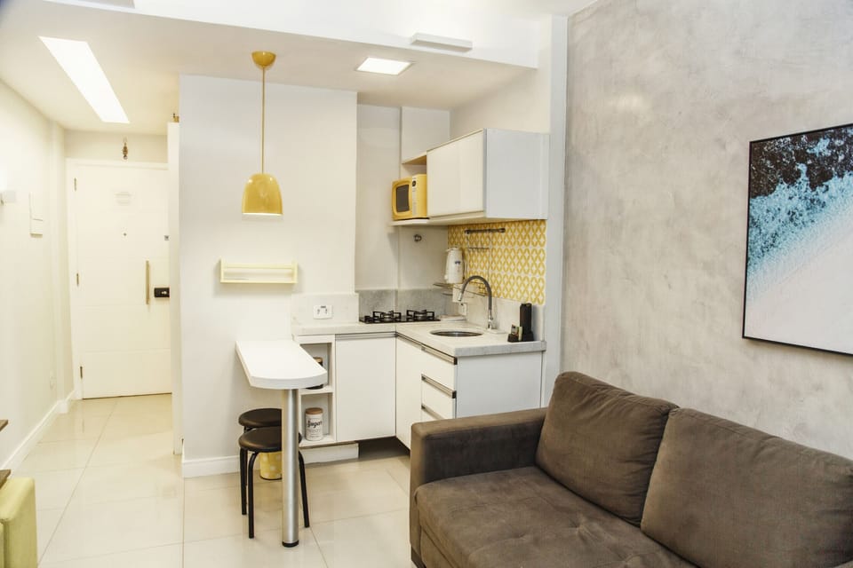 Equipped american kitchen