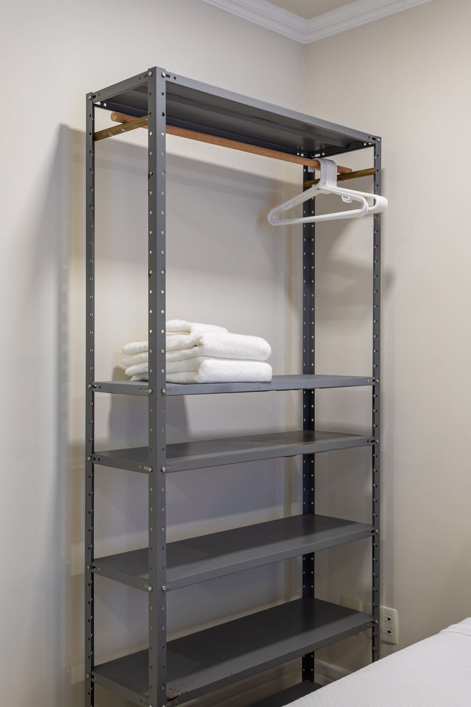 Room with two single beds